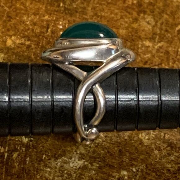 Carolyn Pollack Ring Size 6 Sterling Silver and Green Chalcedony Vintage - Picture 7 of 8